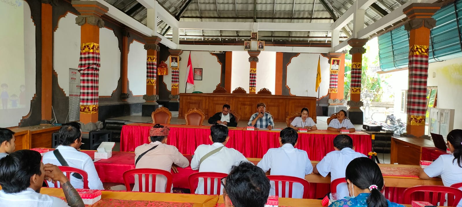 Rapat Ketahanan Keluarga di Kampung KB 